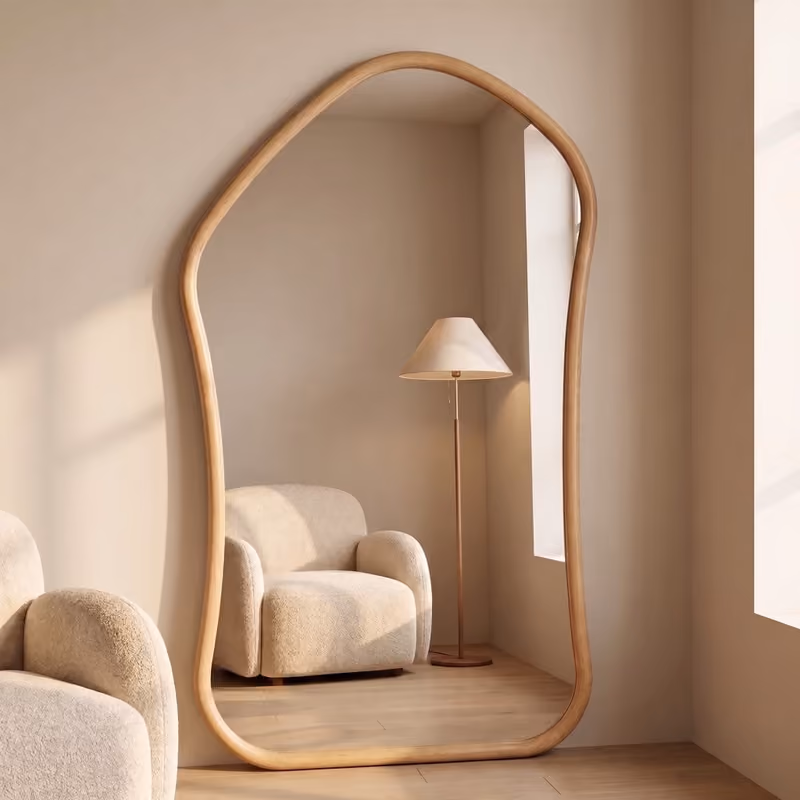 JJ Warm Figure Mirror