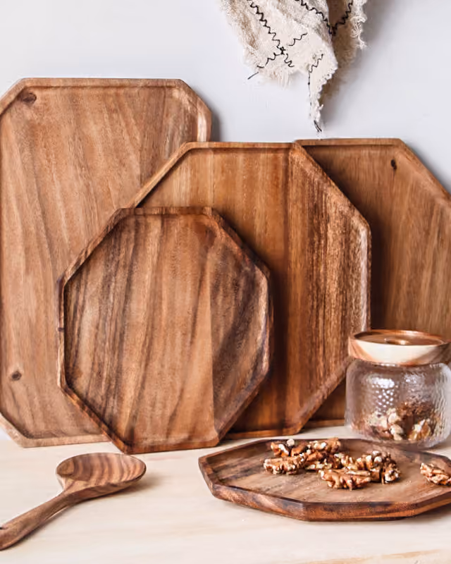 Omi Acacia Irregular Tray